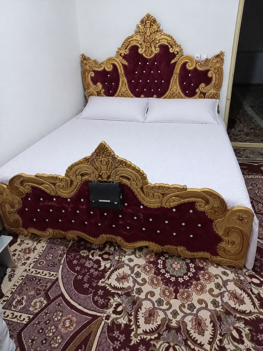 تخت خواب دو نفره